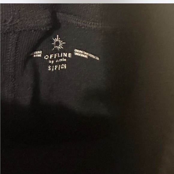 Black OFFLINE by Aerie leggings - Picture 6 of 7